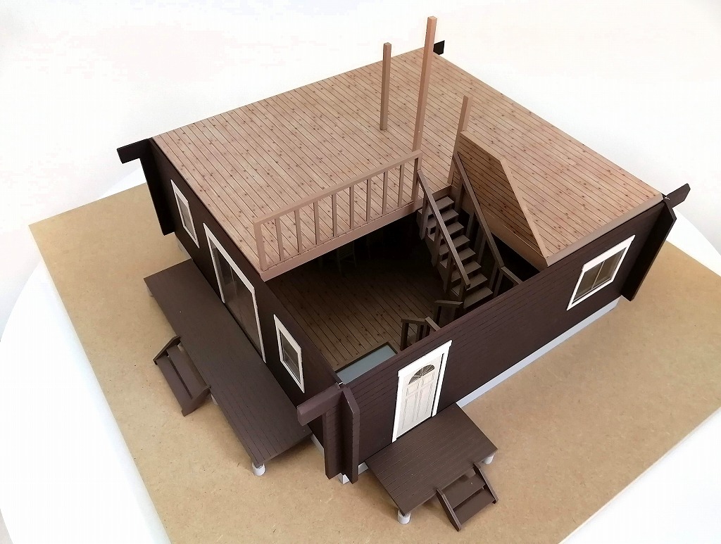 ログハウス調別荘　販売促進用模型