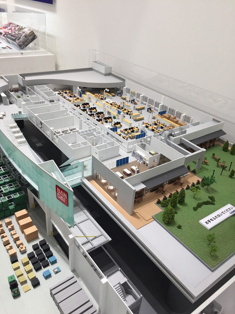 プラモデル工場 PR模型
展示用模型 動作模型