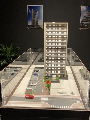 鴻巣エリア マンション模型
販売促進用 内照式 外観模型