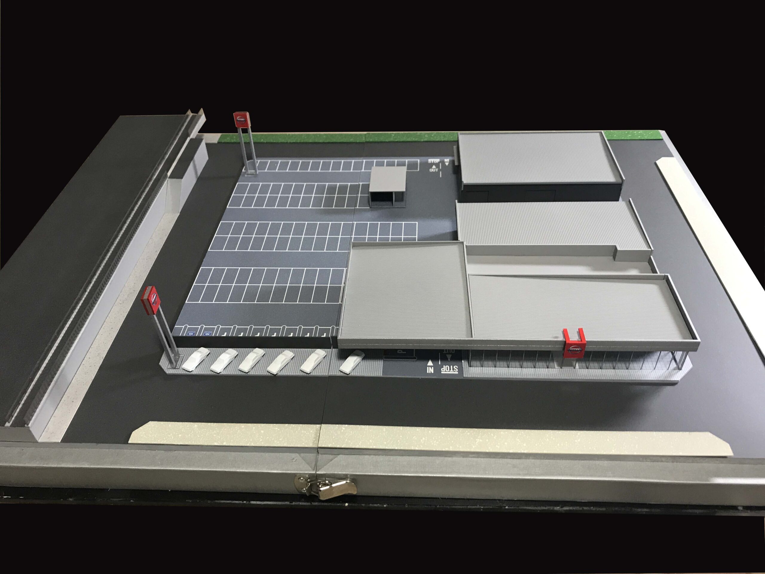自動車販売社屋本社 PR模型
提案模型 外観模型